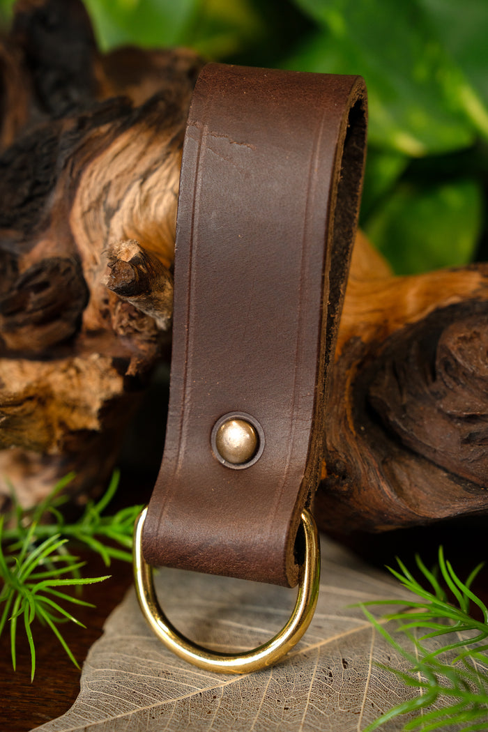 Belt holder for accessories, brown