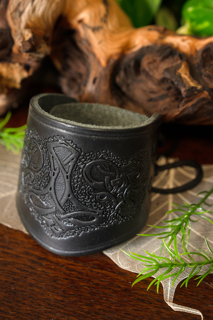 Pair Viking leather bracelets, black