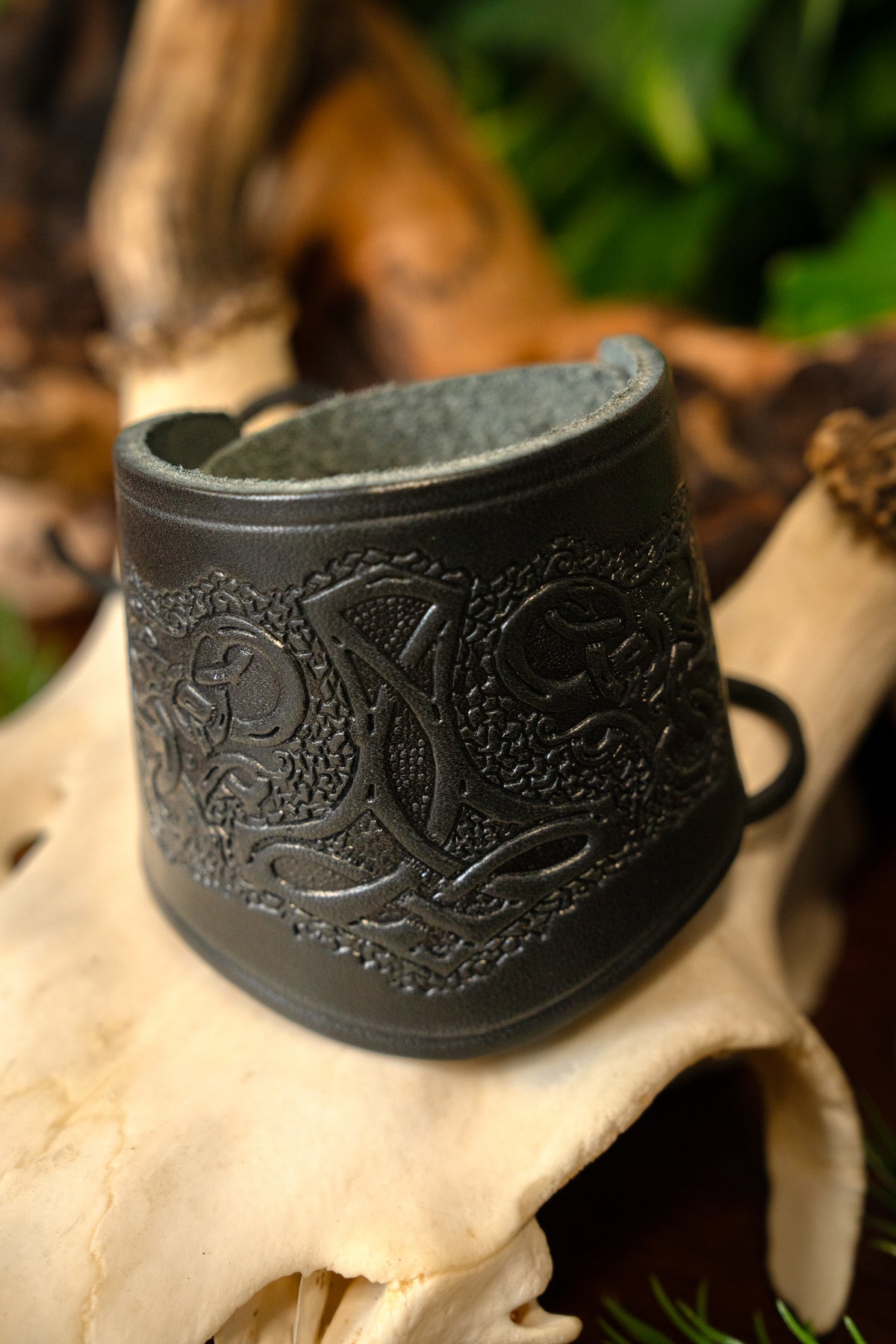 Pair Viking leather bracelets, black