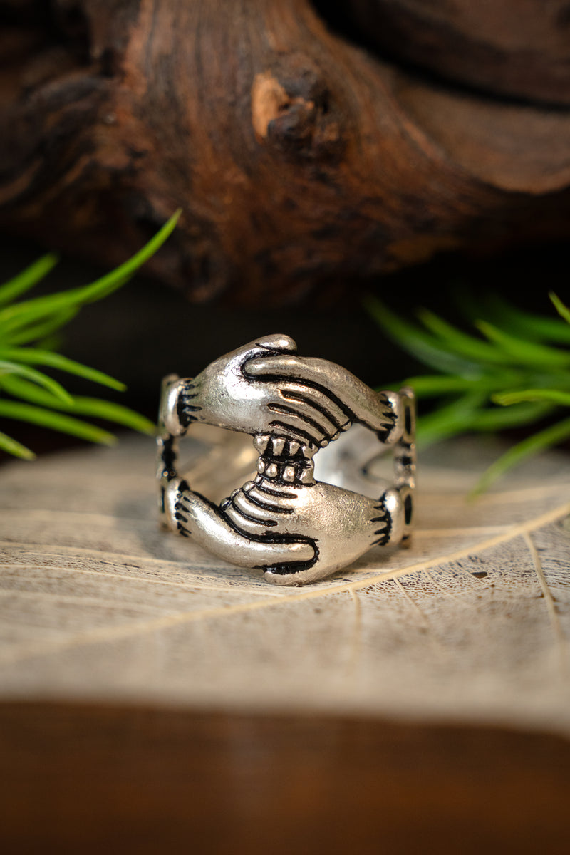 Mittelalterlicher Verlobungsring, versilberte Bronze