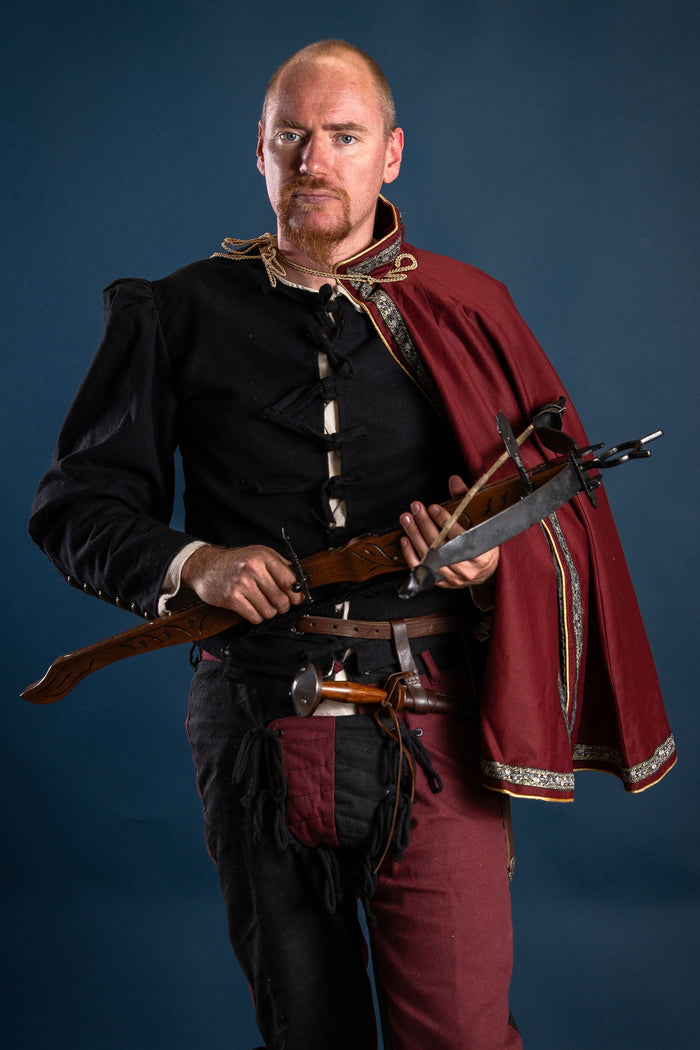 Mandilion, musketeer cloak François, red
