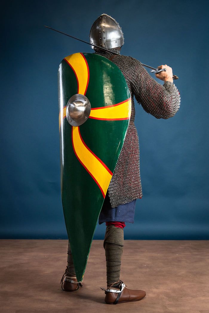Norman kite shield, Bayeux