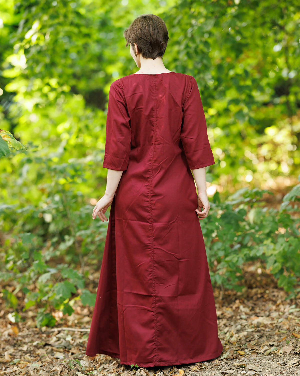 Medieval dress Irene, red