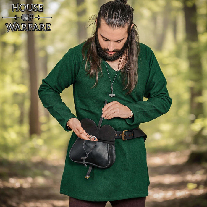 Late medieval kidney fair, black, 14th-15th centuries
