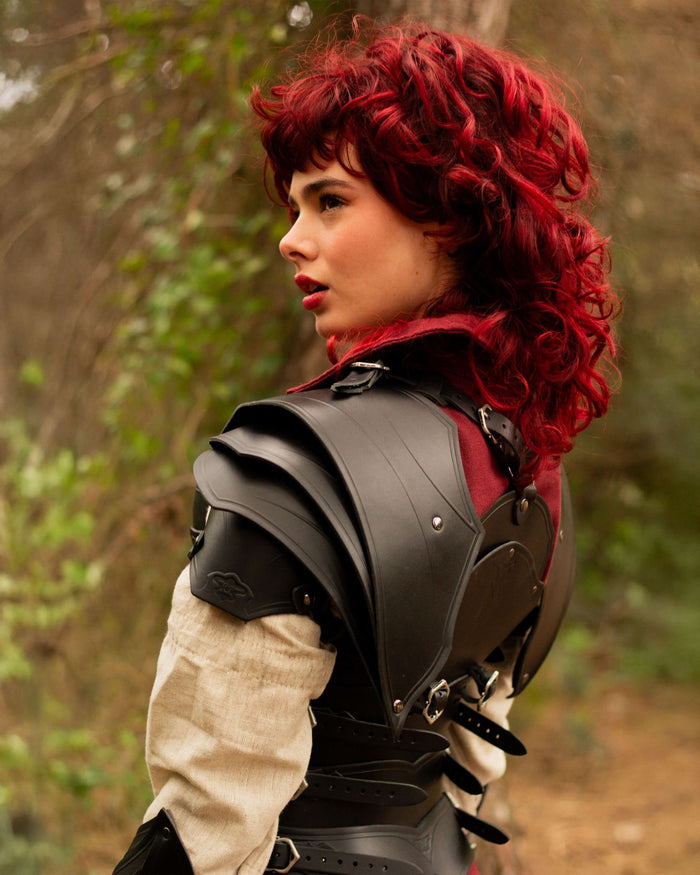Leren schouderpantser Lilith, zwart