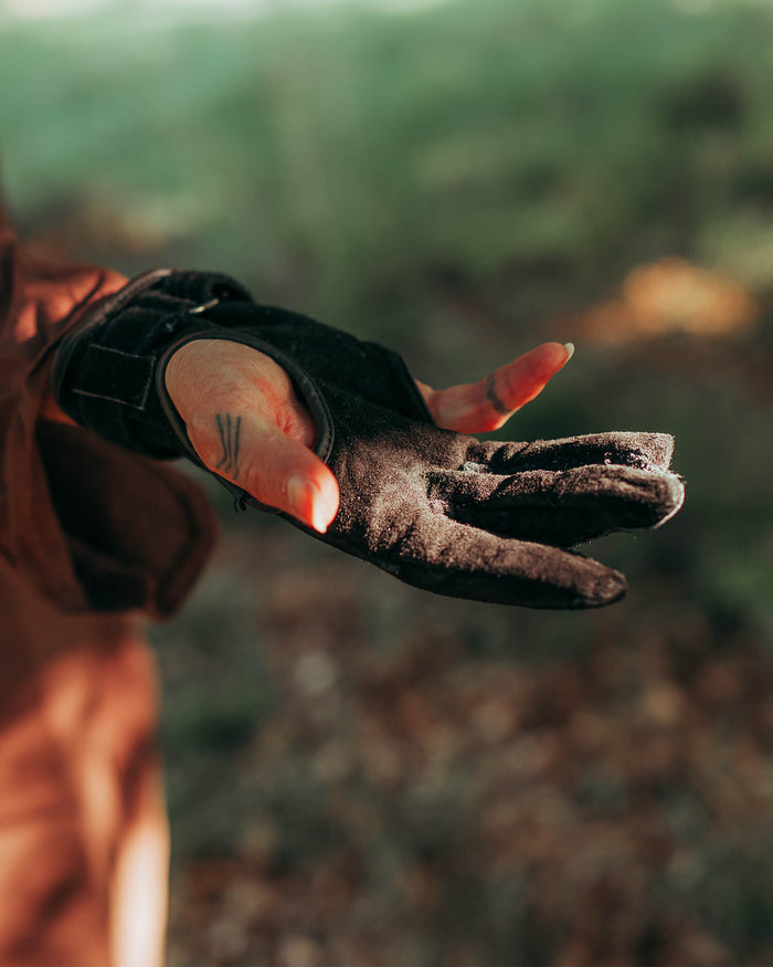 Archer glove Robin brown