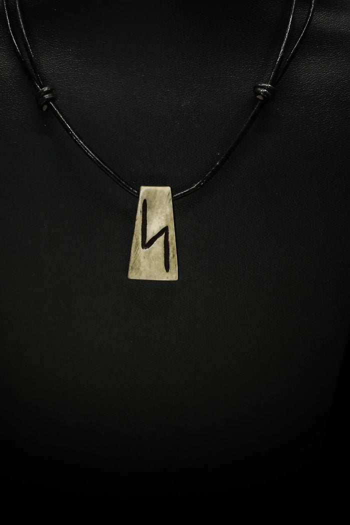 Bone rune pendant S, Sigil
