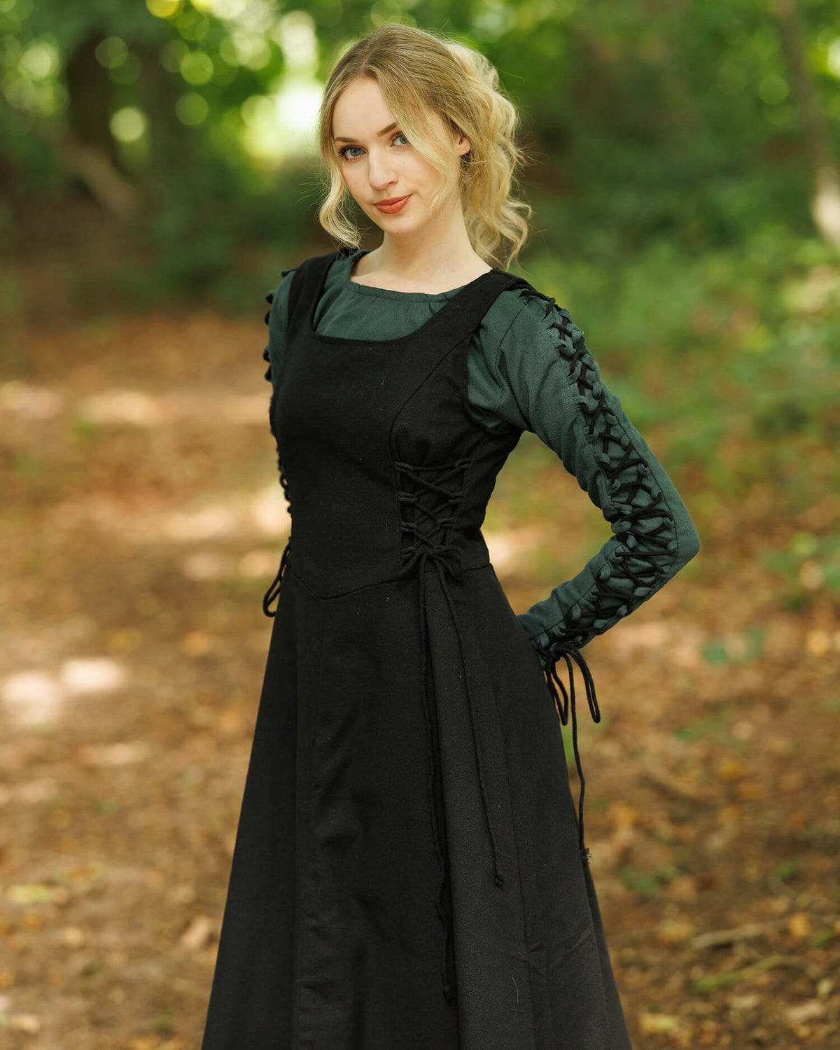 Medieval surcot Uma, black