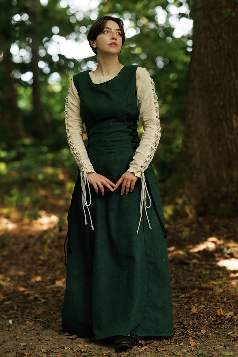 Medeltida surcot Uma, grön