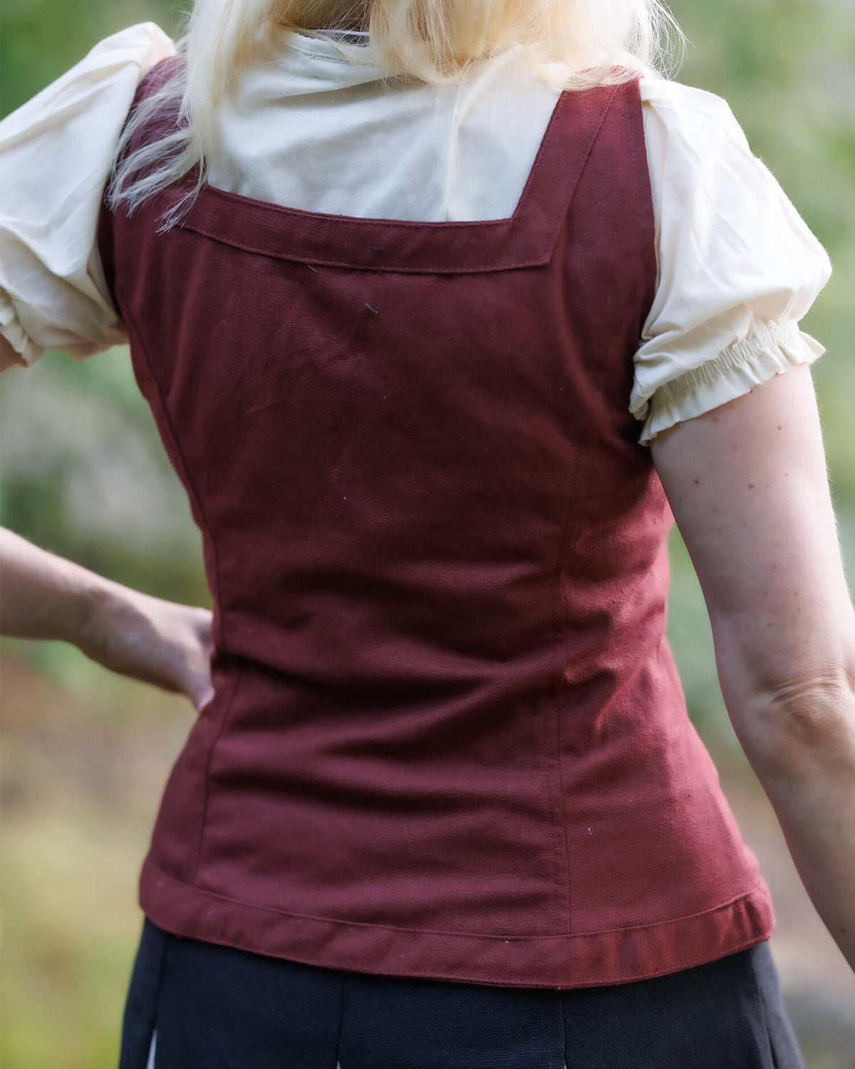 Ursula's body, cotton, bordeaux red