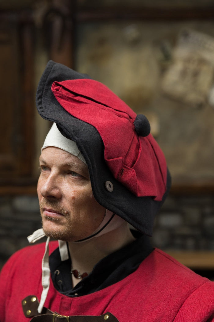 Landsknecht beret Daniel, black-red