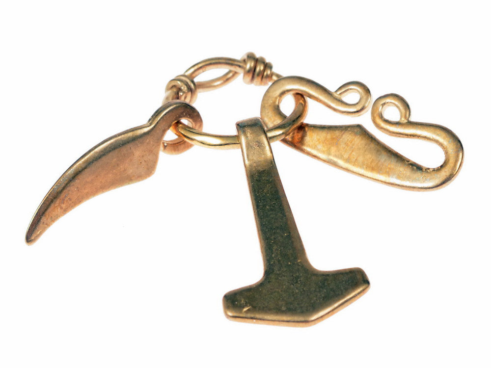 Amulet from Hesselbjerg, 8th century, silvered bronze