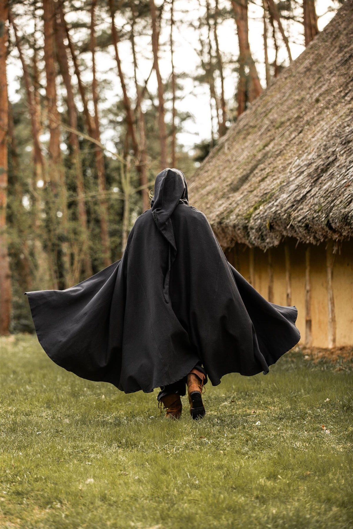 Cloak Milisant, black