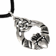 Claddagh pendant, 17th century, silvered bronze