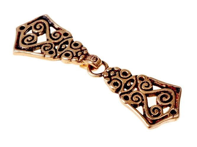 Avarian cloak clasp, bronze