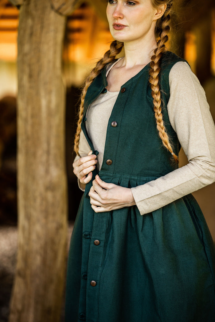 Kirtle Alice, green