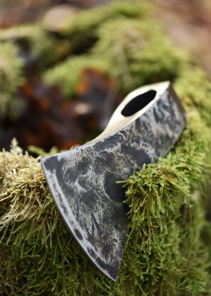 Battle-ready axe head, type I, blunt (battle-ready)