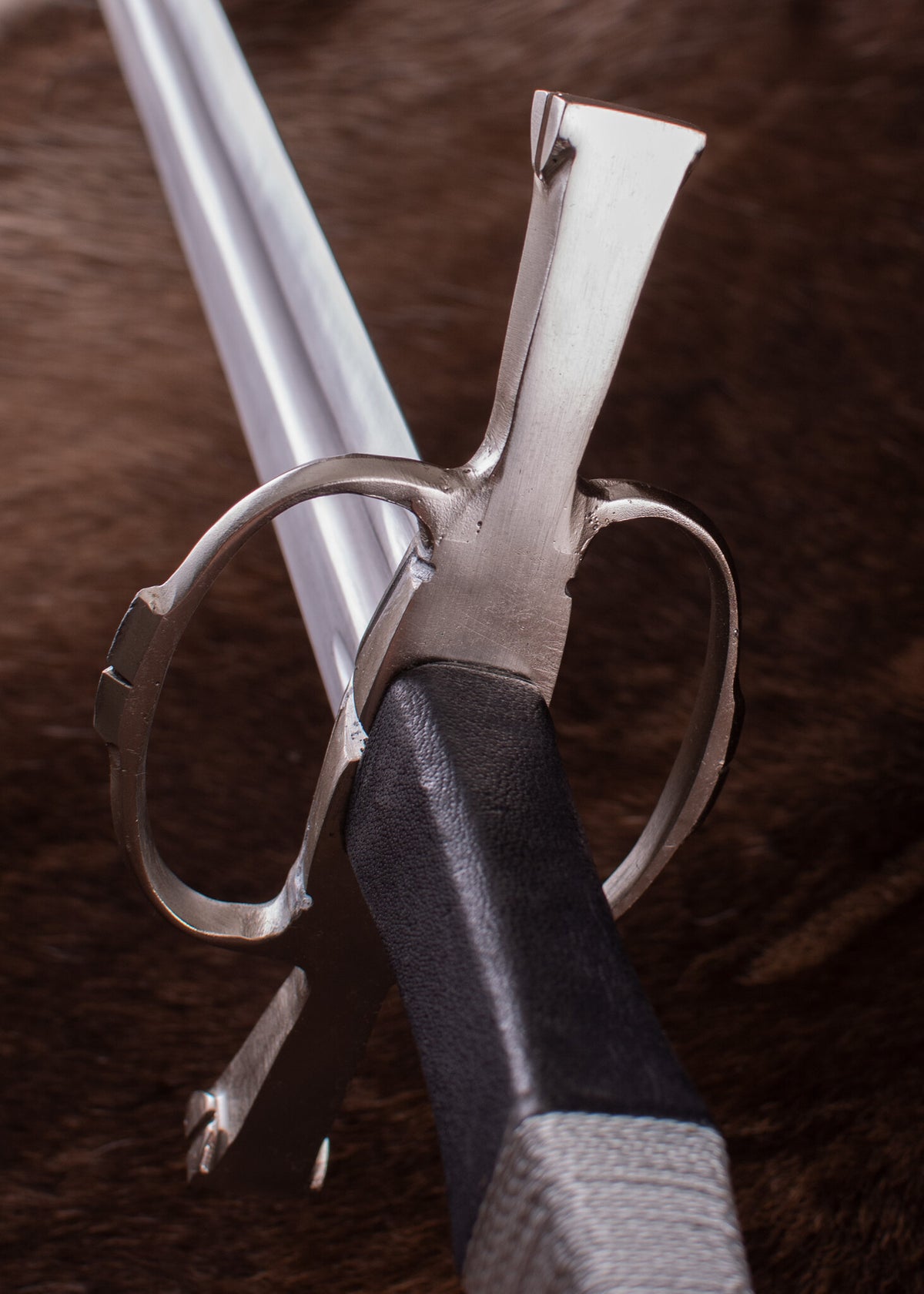 Longsword William, 16th century, semi-sharp