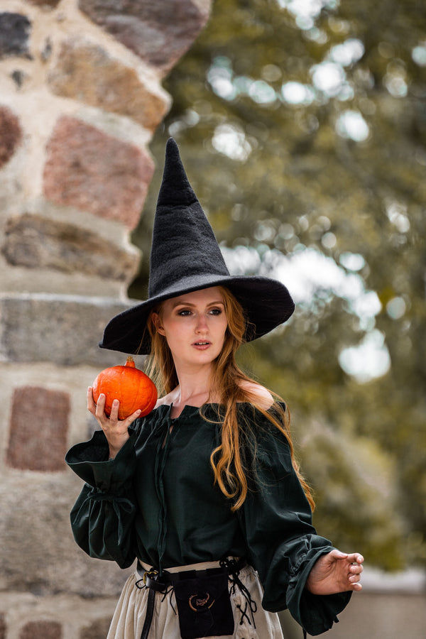 Witches hat, black, wool felt