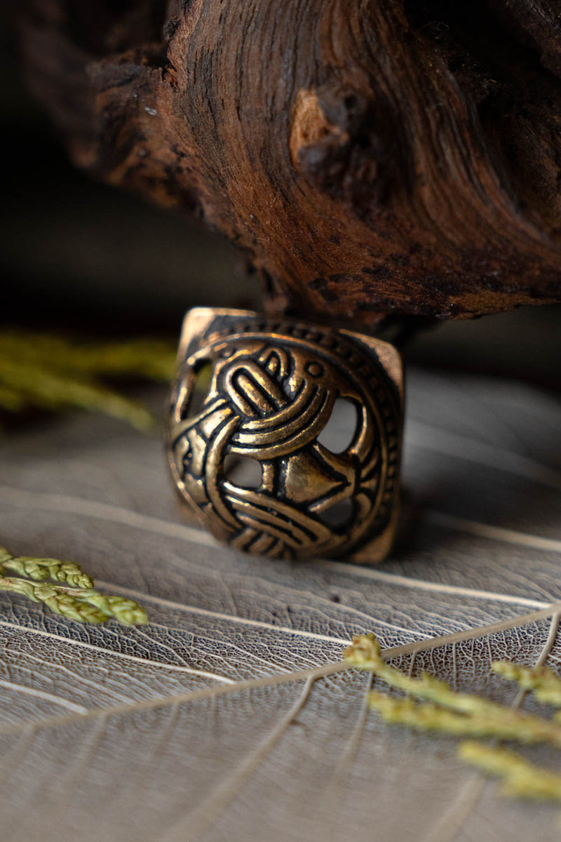 Birka rembeslag, grav 15