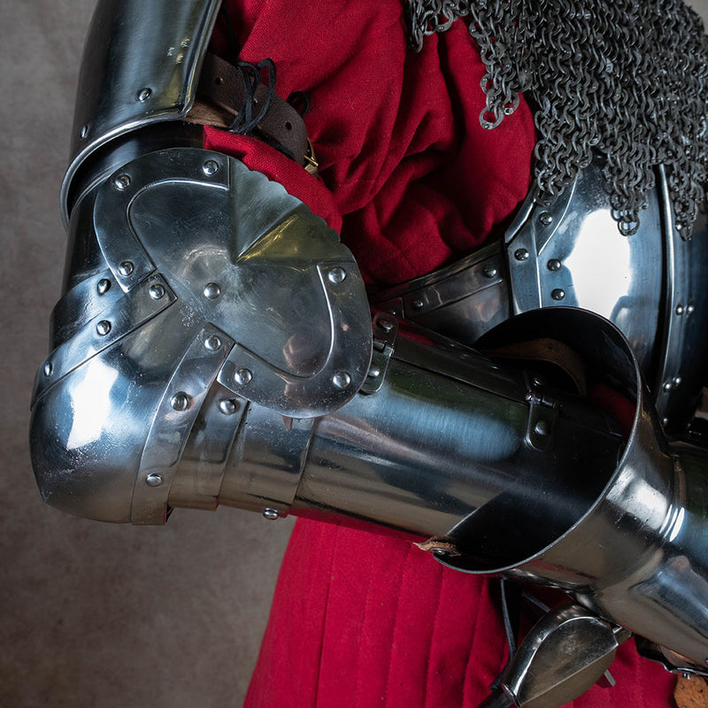 Naramienniki (spaulders) 1350–1425, 1,6 mm