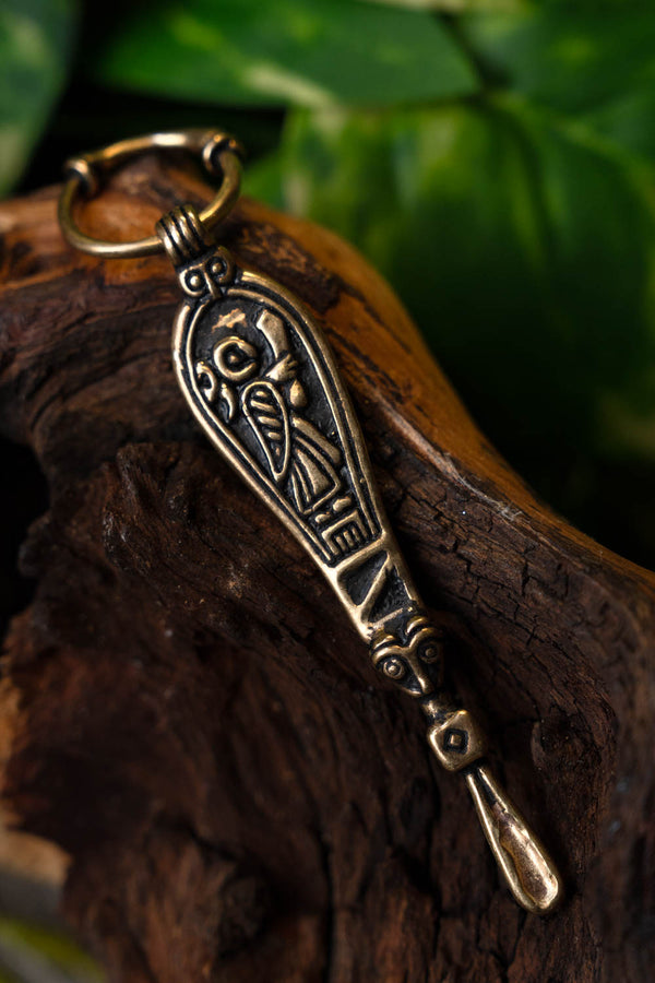 Birka Viking ear spoon, grave 660