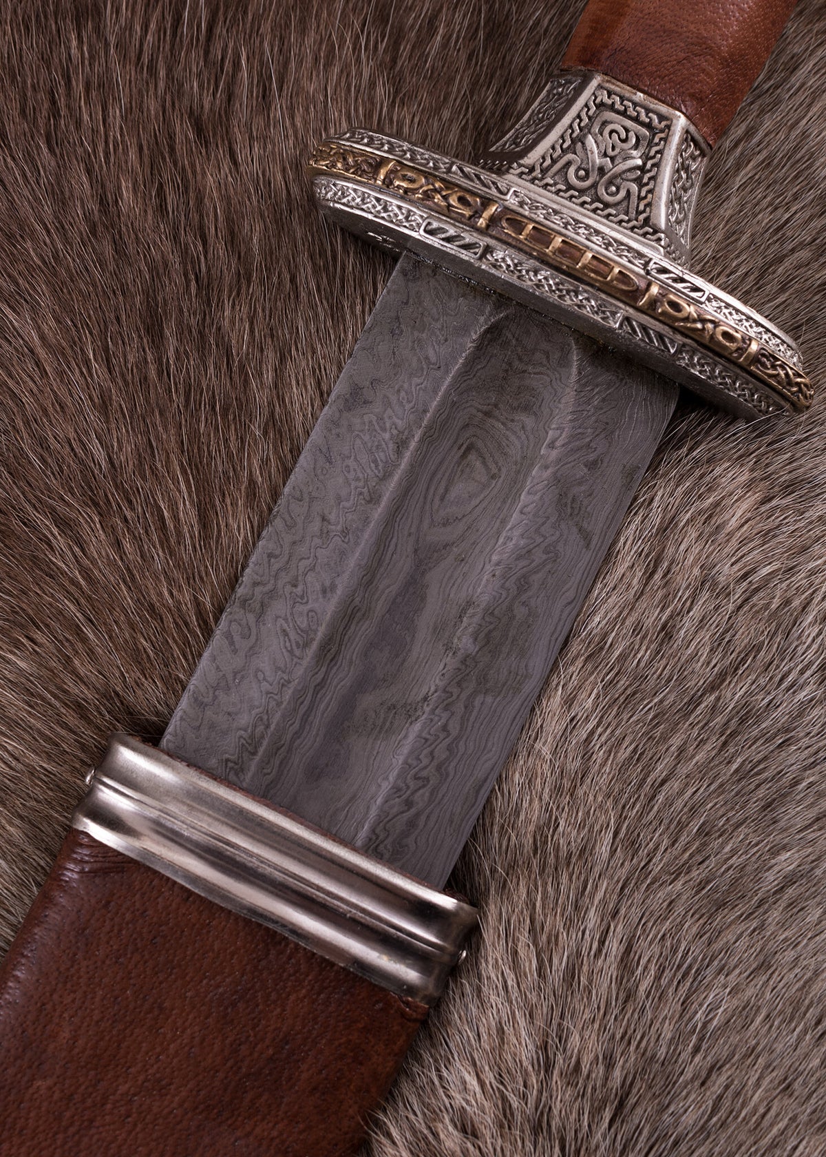 Vendel sword Uppsala 7th-8th century, tin-plated hilt, damast, semi-sharp
