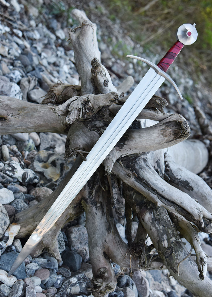 Gammelt Jern sword with scabbard, 13th century, semi-sharp