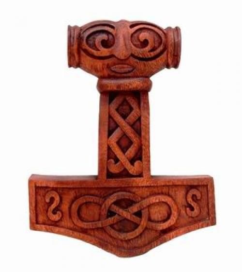 Martillo de Thor con rostro