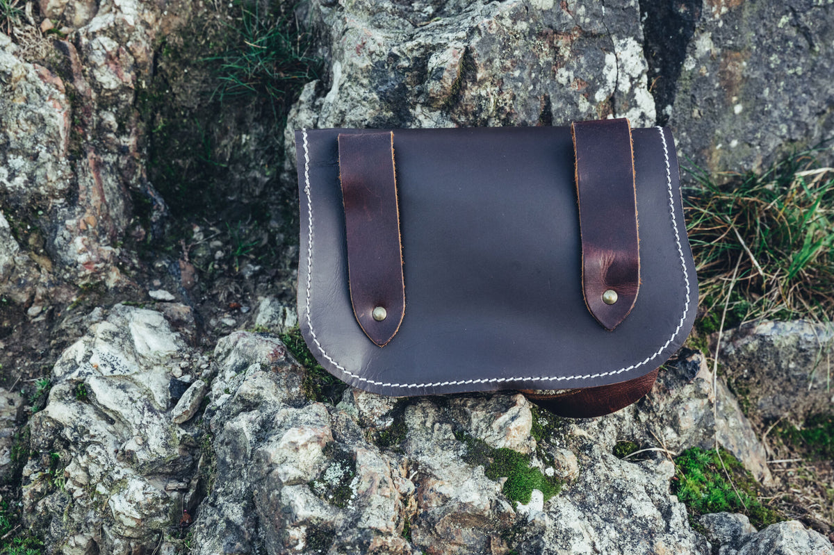 Celtic bag triquetra, brown