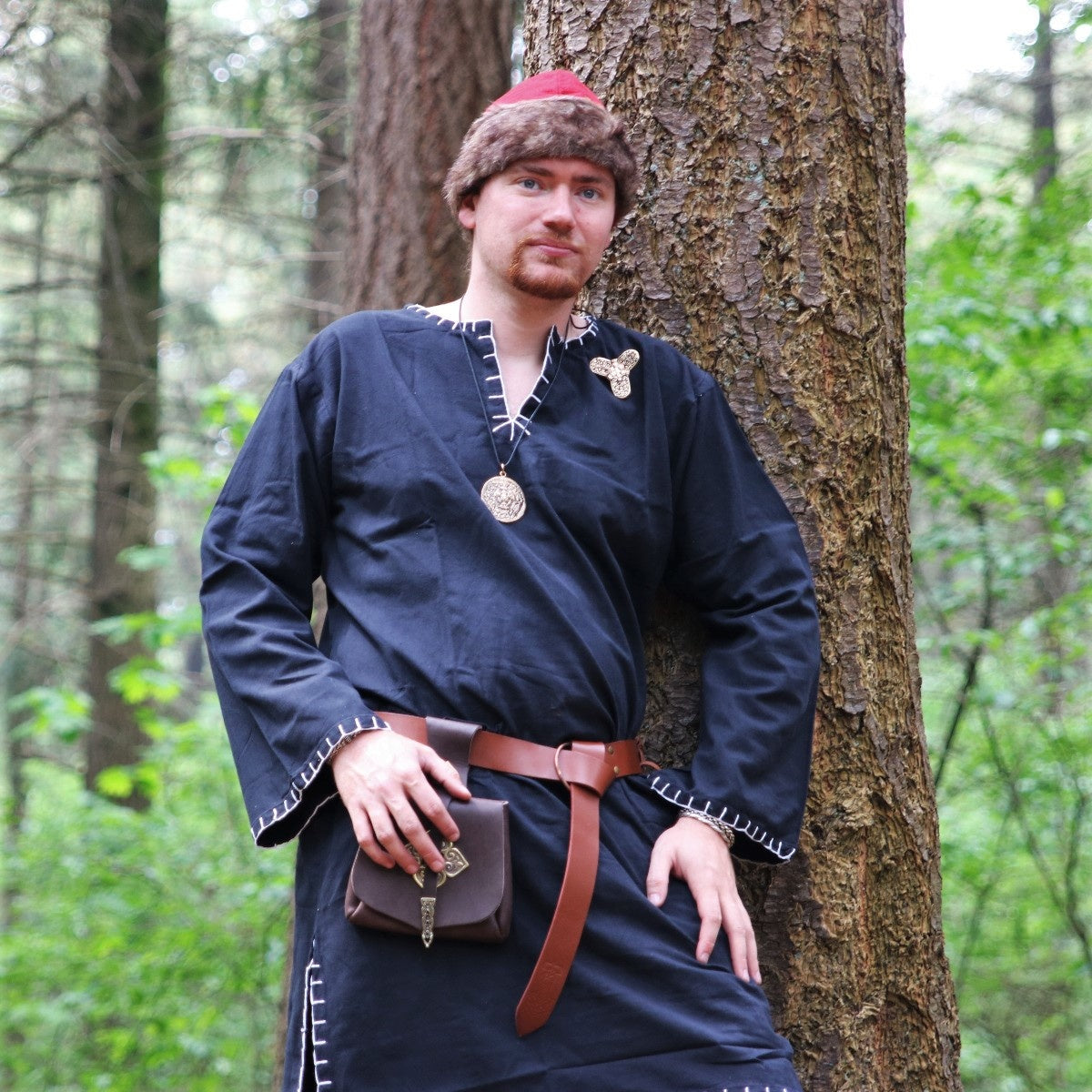 Germanic Thorsberg tunic with authentic zoom, black