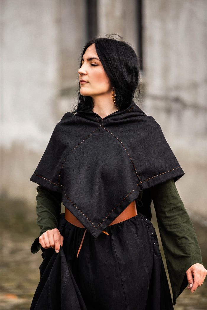 Skjoldehamn hood Halfdan, black, wool mix