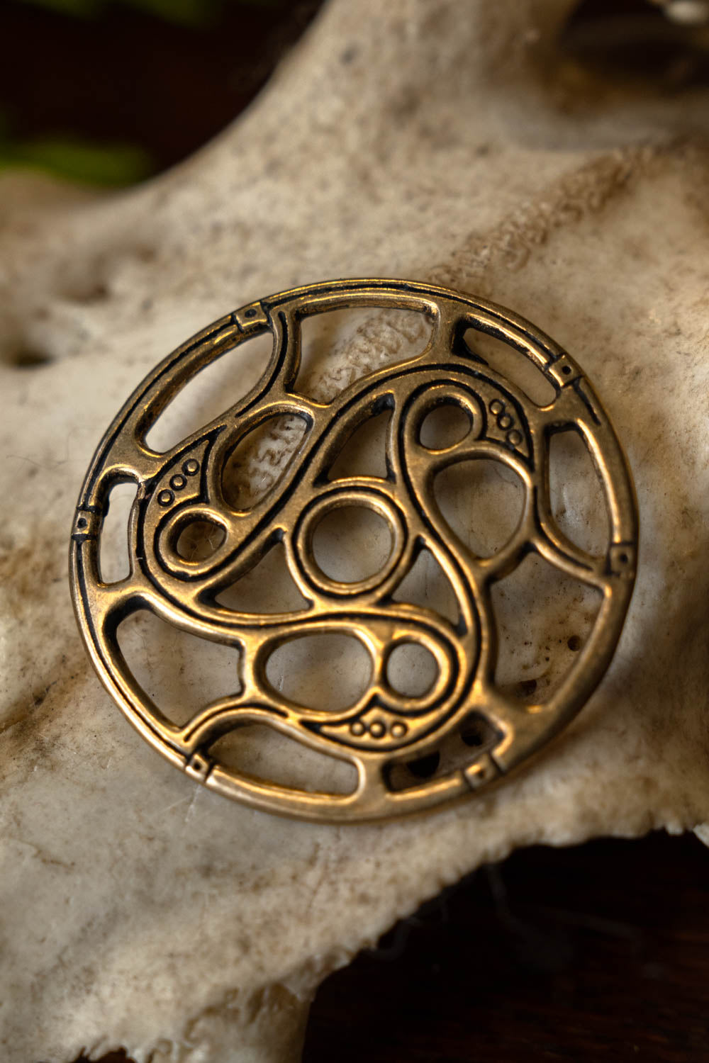 Vendel decorative disc Bosavre, bronze