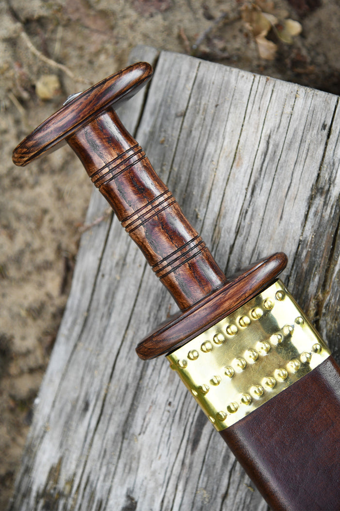 Germanic sword Nydam, semi-sharp