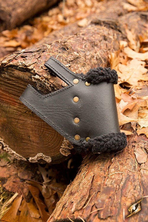 LARP sword holder with fur, black-brown