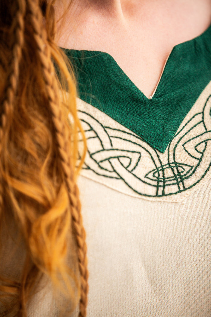 Viking dress Lagertha, natural-green