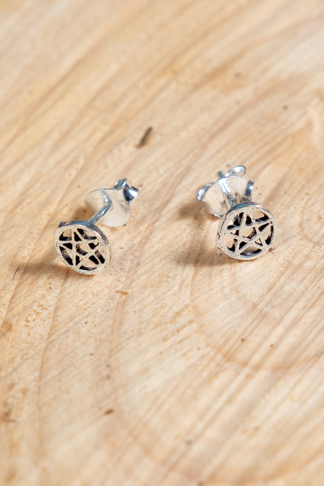 Earrings pentagram