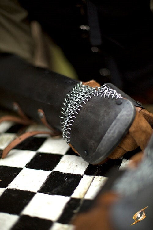 Bracers with chainmail, 1 mm