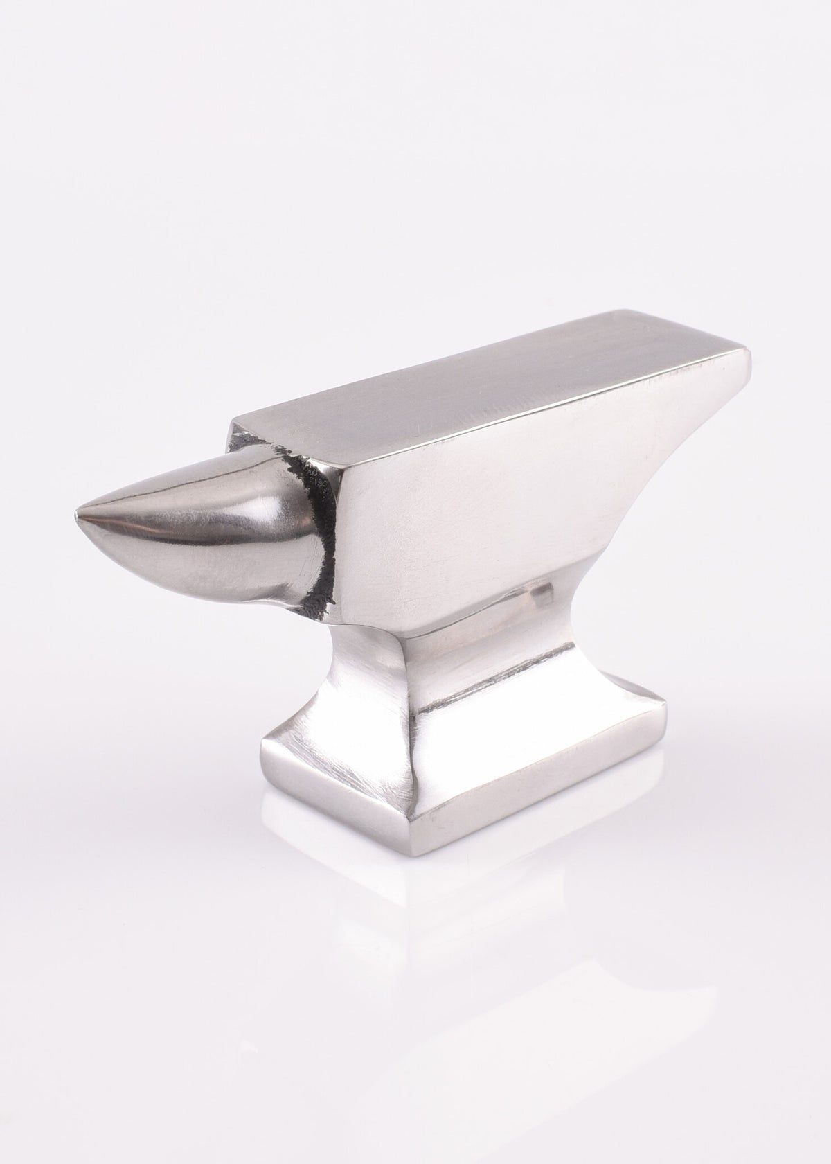Cast iron anvil