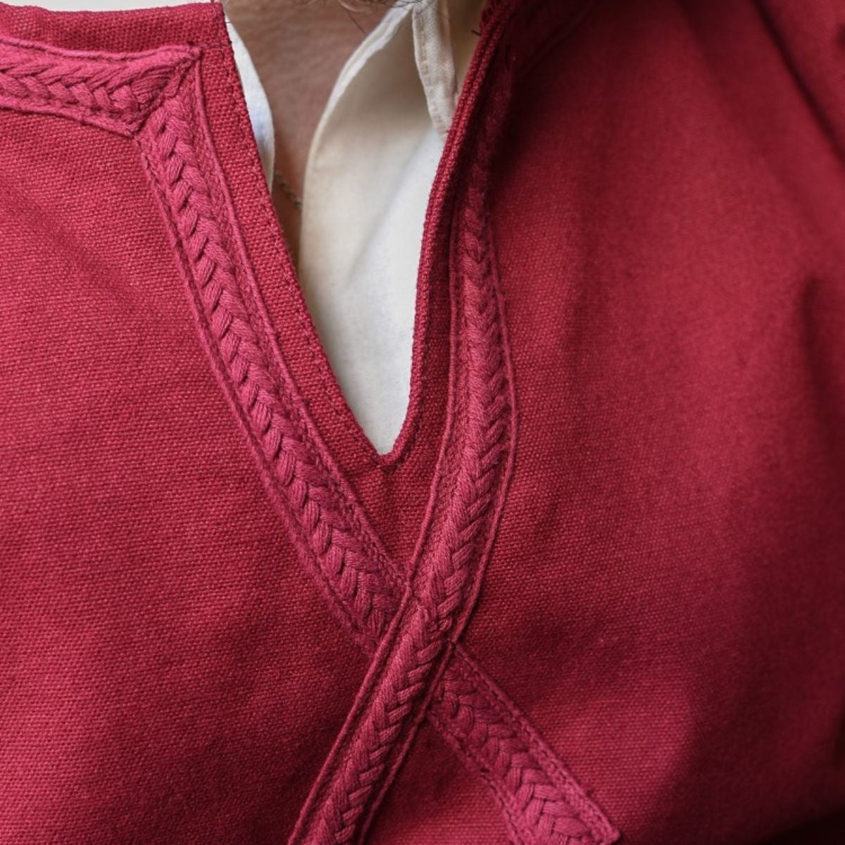 Germanic Thorsberg tunic Harald, bordeaux red