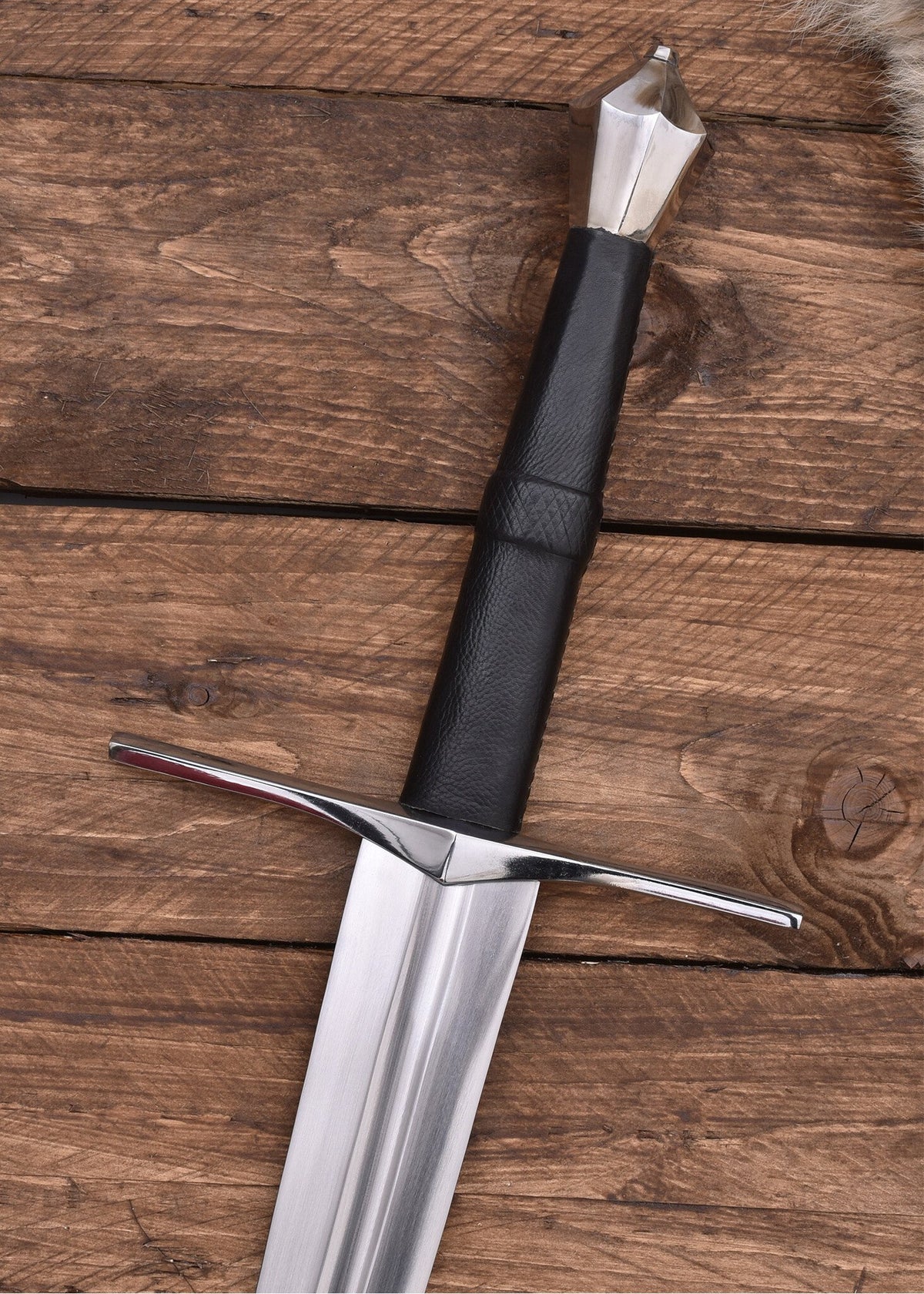 Longsword, 15th century, Brescia Spadona, semi-sharp