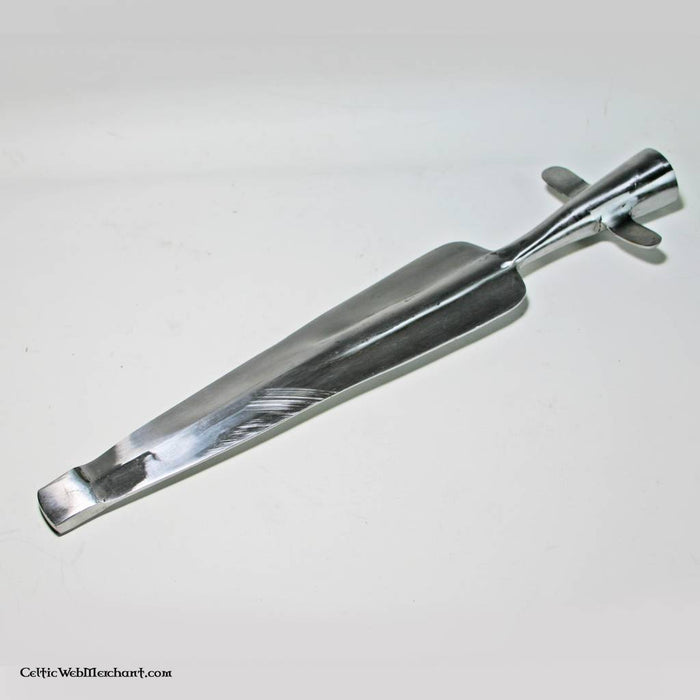 Winged spearhead, blunt (battle-ready)