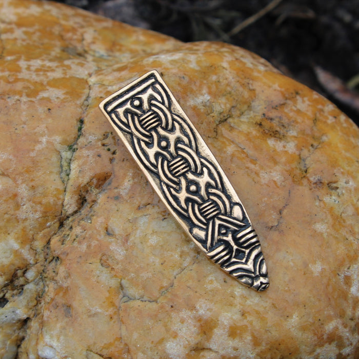 Viking belt end Borre