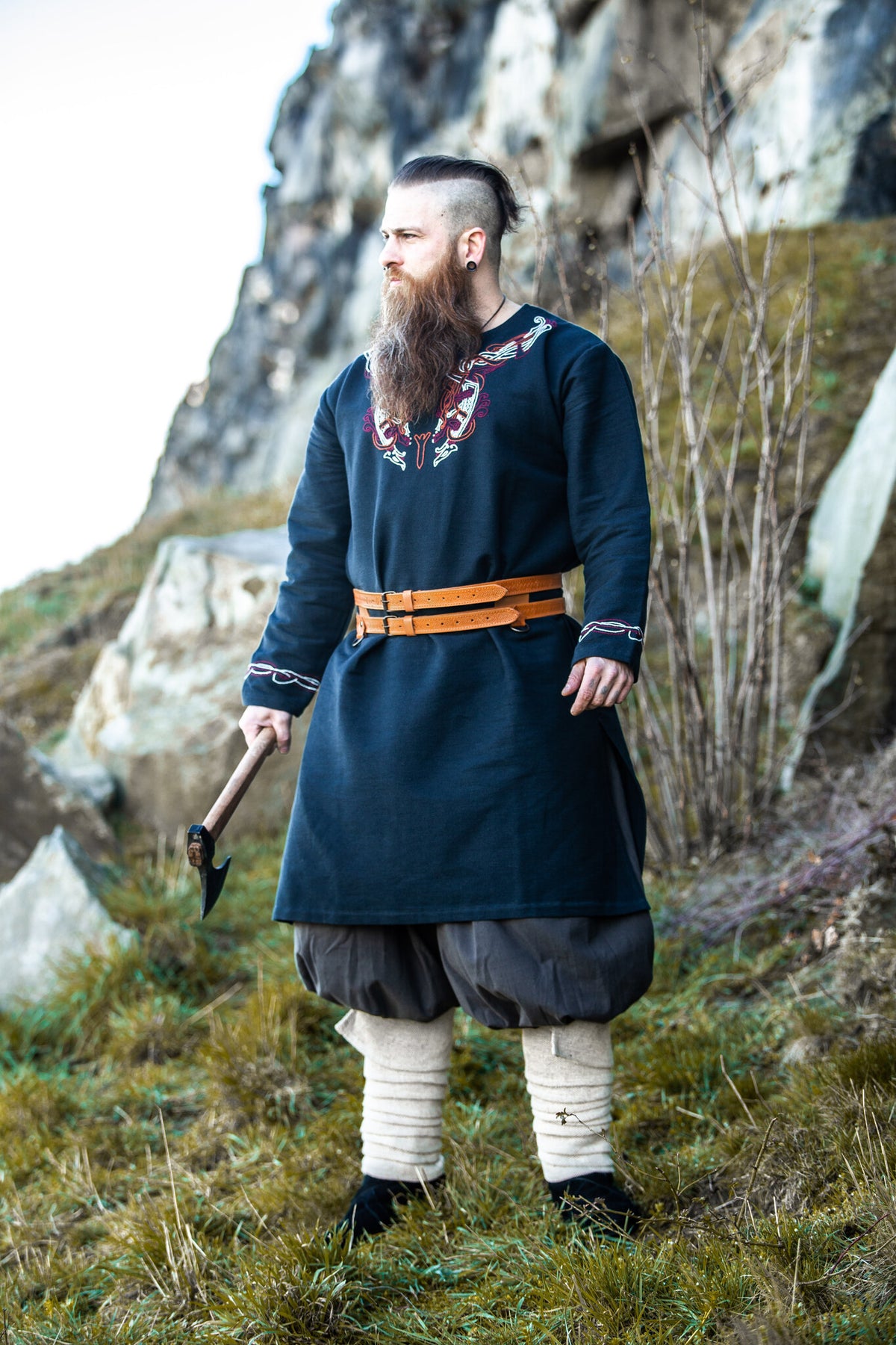 Tunic Viking jarl Hakon, black-red