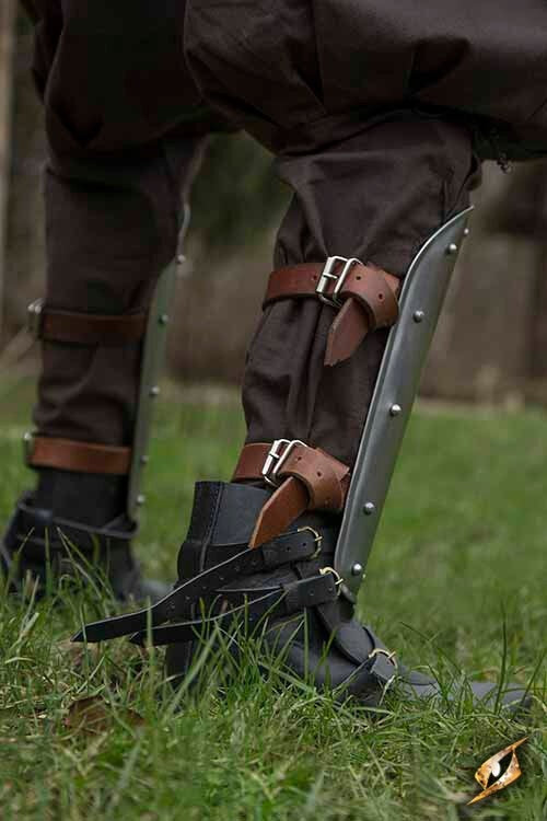 Greaves Warrior, blackened M, 1 mm