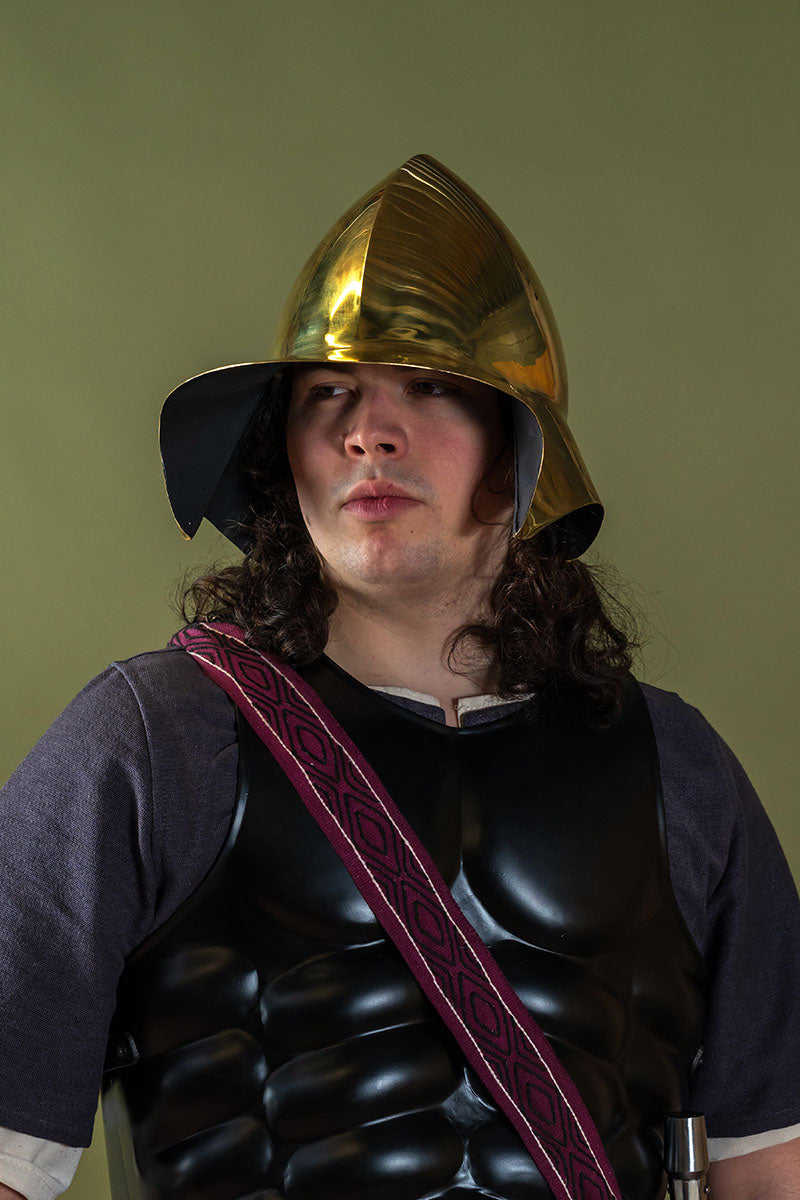 Griechischer boiotischer Helm, Messing, 1–1,2 mm