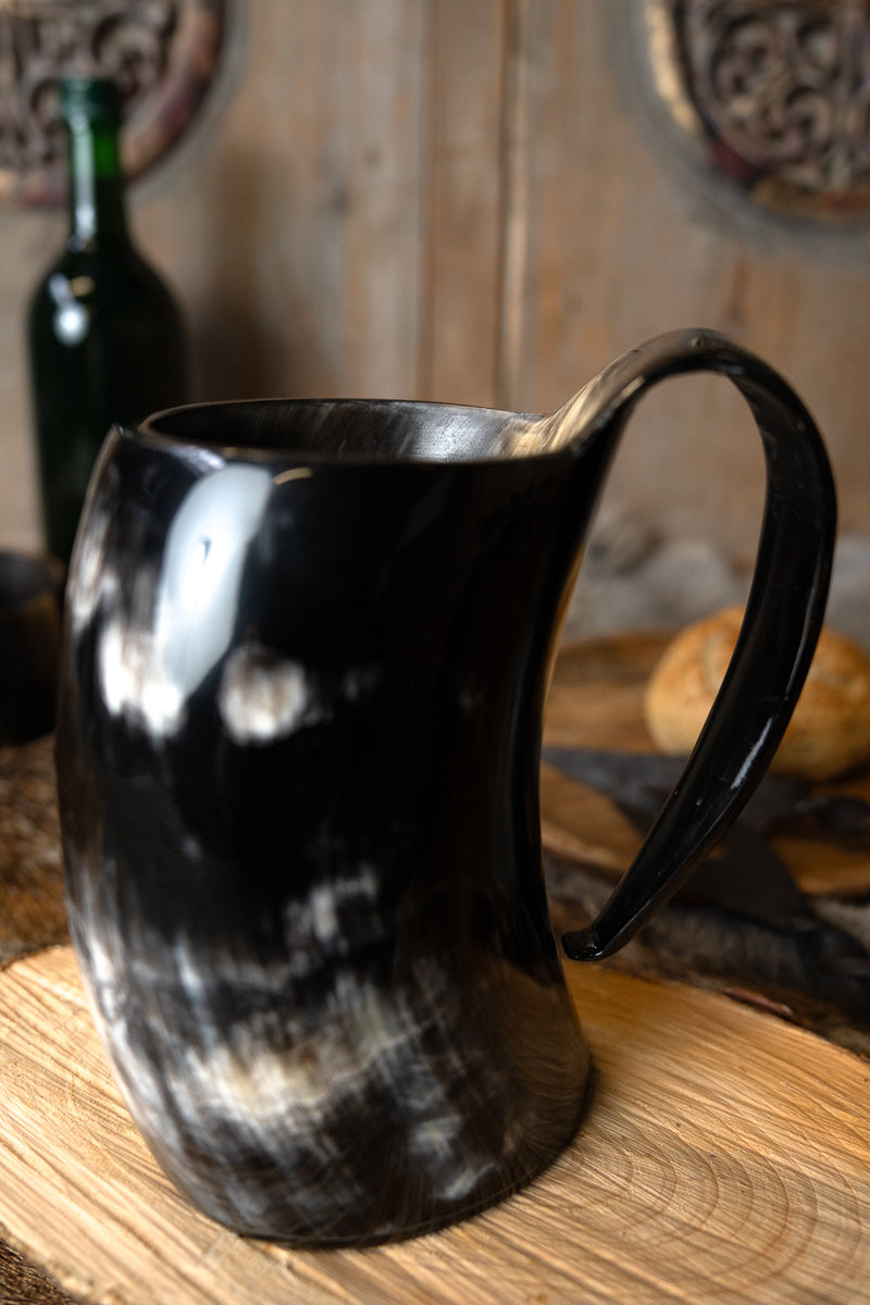 Viking horn mug with Thor's hammer, 500-650 ml