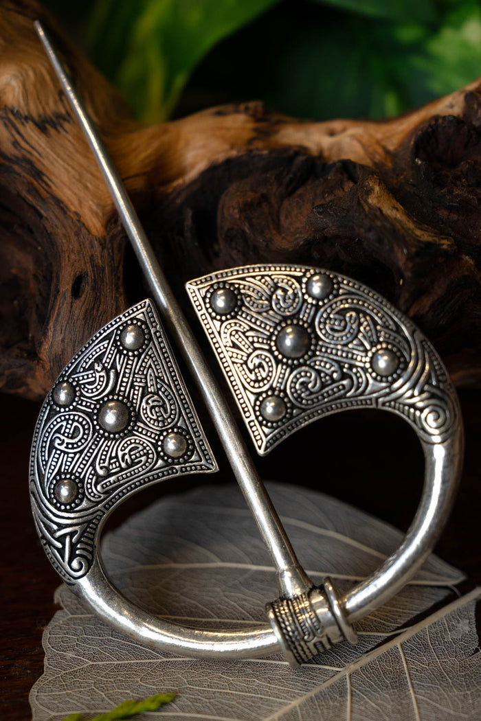 Gaelic brooch Ballyspellan, silvered bronze
