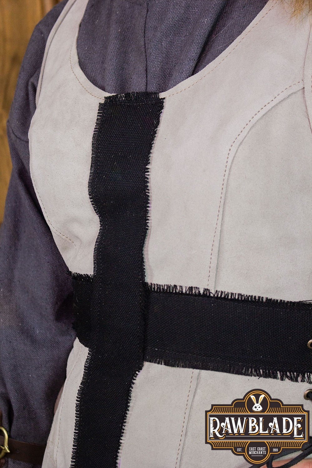 Cross knight tabard, woman - grey/black