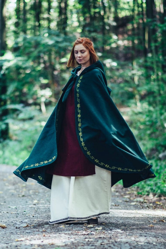 Cloak Ceridwen, green, wool blend